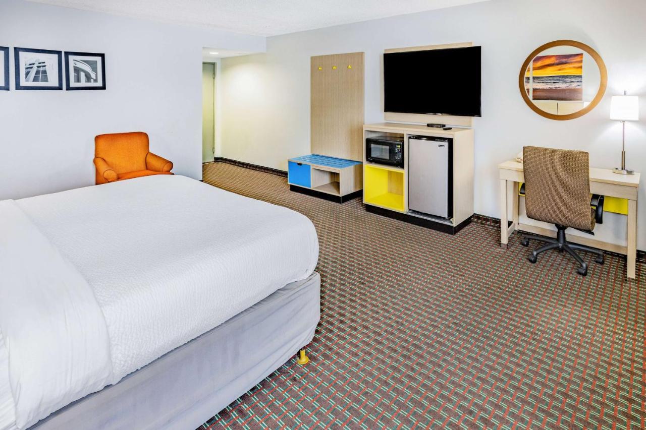 Days Inn By Wyndham Hartsfield Jackson Atlanta Airport West College Park Eksteriør bilde