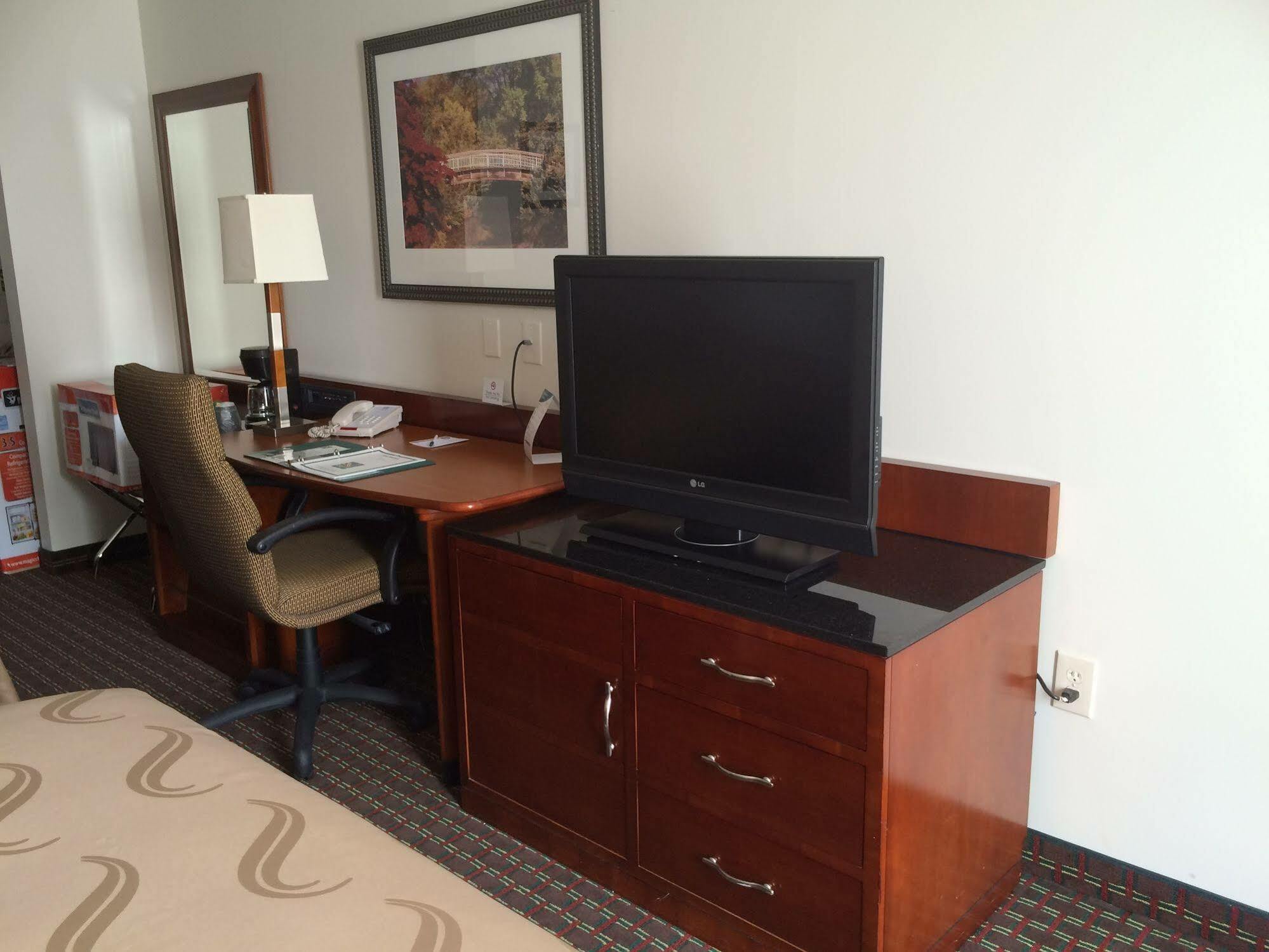 Days Inn By Wyndham Hartsfield Jackson Atlanta Airport West College Park Eksteriør bilde